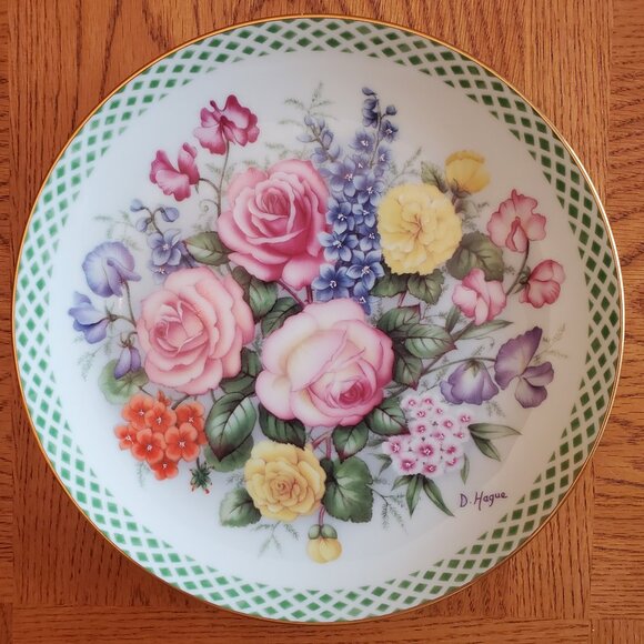 VTG Decorative Plate. "The Flowers of England" 1990. The Danbury Mint - Picture 1 of 3